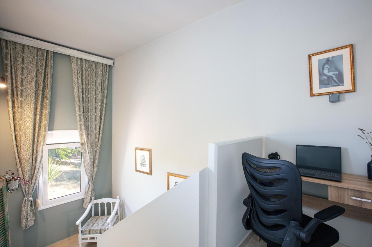 Haroupia Home Atsipopoulo Bagian luar foto